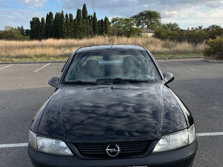 1998 Opel Vectra B, чёрный, 224500 рублей, вид 1