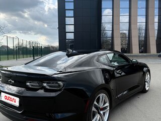 2021 Chevrolet Camaro 10-speed VI Рестайлинг, чёрный, 4600000 рублей, вид 4