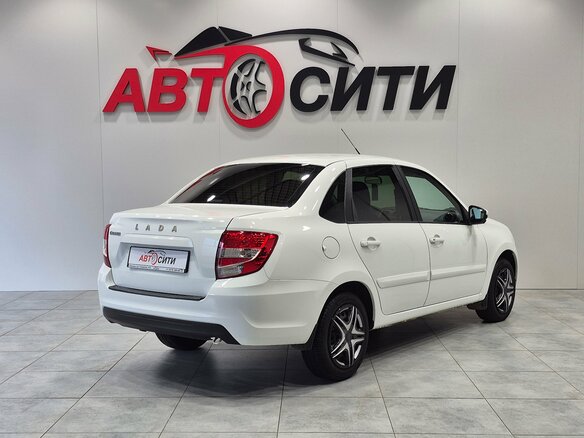 2019 Lada (ВАЗ) Granta I Рестайлинг, белый - вид 6