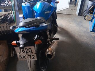 Kawasaki GPZ 750