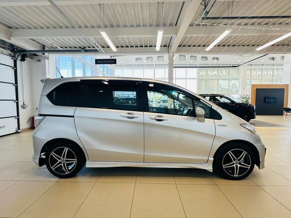 2012 Honda Freed I Рестайлинг, серый, 1249999 рублей - вид 7