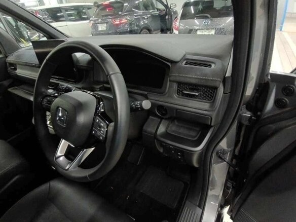 2023 Honda Stepwgn Spada VI, серый, 2380000 рублей - вид 8