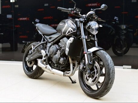 2021 Triumph Trident 660, чёрный, 640000 рублей, вид 1