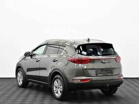 2018 Kia Sportage IV, коричневый, 1649000 рублей, вид 4