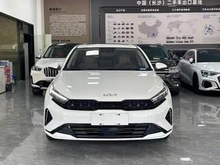 2023 Kia K3 II (China Market) Рестайлинг, белый, 1120427 рублей, вид 3