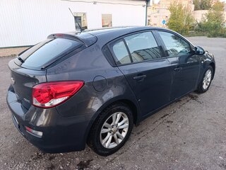 2012 Chevrolet Cruze I Рестайлинг, серый, 550000 рублей, вид 5