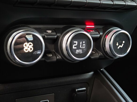 2021 Renault Duster II, серый, 1690000 рублей - вид 16