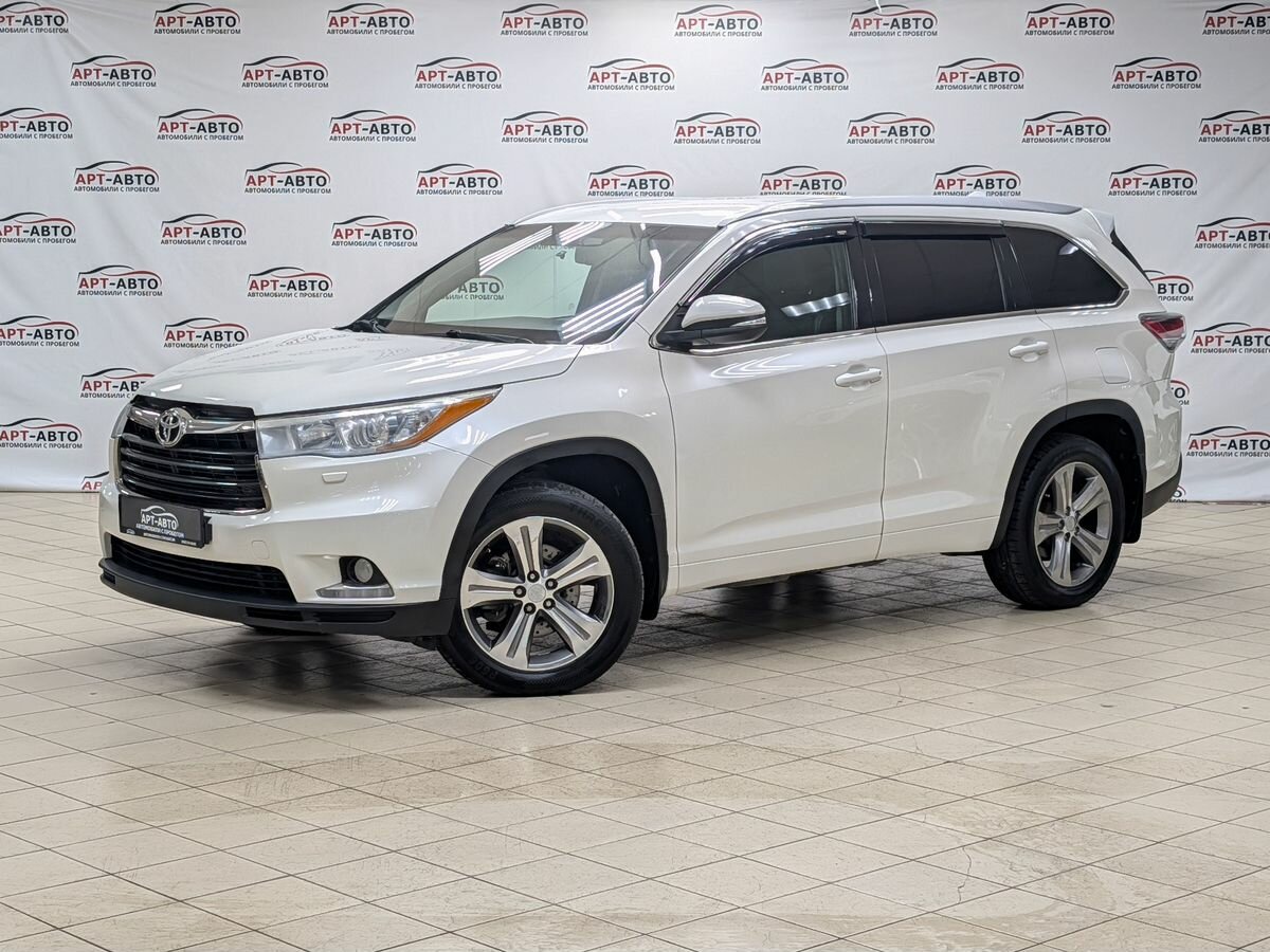 Открыть фотографии: Toyota Highlander III (XU50)