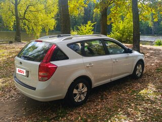 2010 Kia Ceed I Рестайлинг, белый, 1050000 рублей, вид 5