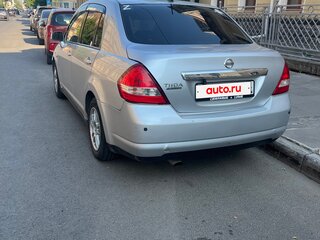 2010 Nissan Tiida I Рестайлинг, серебристый, 330000 рублей, вид 3