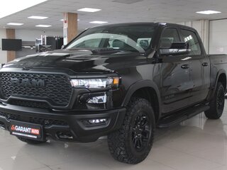 2025 Ram 1500 Crew Cab V Рестайлинг, чёрный, 9490000 рублей, вид 1