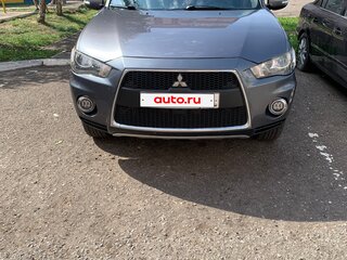 2011 Mitsubishi Outlander II Рестайлинг, серый, 980000 рублей, вид 2
