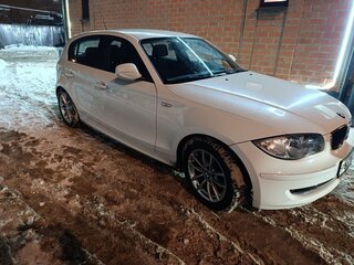 2011 BMW 1 серии 116i I (E81/E82/E87/E88) Рестайлинг, белый, 1300000 рублей, вид 2