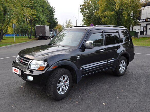 2001 Mitsubishi Montero III, чёрный, 750000 рублей - вид 1