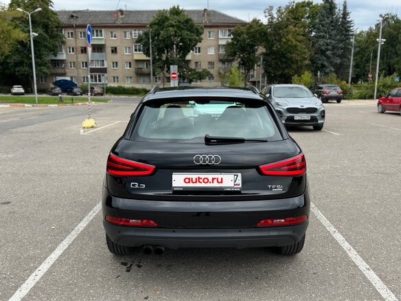 2014 Audi Q3 I (8U), чёрный - вид 2