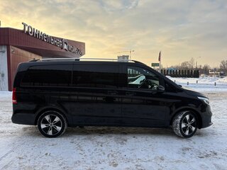 2022 Mercedes-Benz V-Класс Long 220 d длинный III (W447) Рестайлинг, чёрный, 7200000 рублей, вид 2