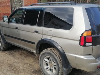2001 Mitsubishi Montero Sport I, серый, 800000 рублей, вид 5