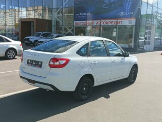 2026 Lada (ВАЗ) Granta I Рестайлинг, белый, 1119900 рублей, вид 5