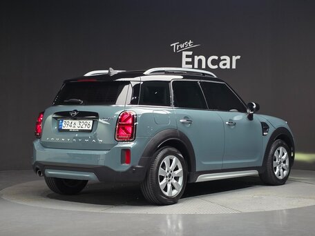 2022 Mini Countryman Cooper II Рестайлинг, чёрный, 2345814 рублей, вид 2