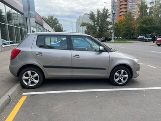 2012 Skoda Fabia II Рестайлинг, золотистый, 800000 рублей, вид 2