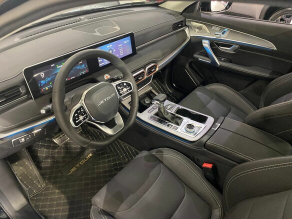 2026 Jetour X70+ I Рестайлинг, чёрный, 3099000 рублей - вид 5