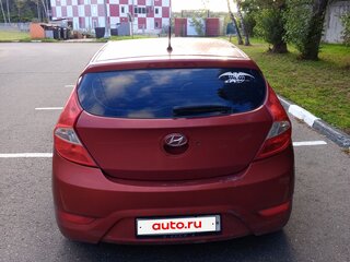 2011 Hyundai Solaris I, красный, 560000 рублей, вид 4