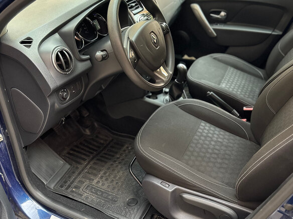 2015 Renault Logan II, синий, 850000 рублей - вид 12
