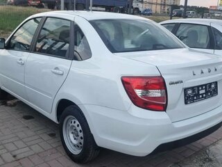 2026 Lada (ВАЗ) Granta I Рестайлинг, белый, 1094000 рублей, вид 4