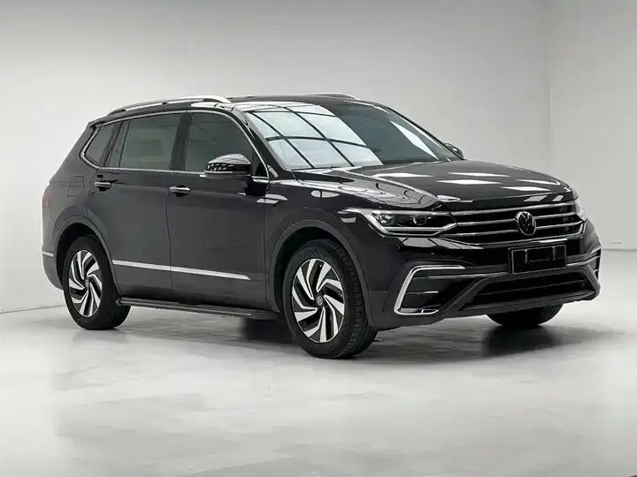 Открыть фотографии: Volkswagen Tiguan II Рестайлинг