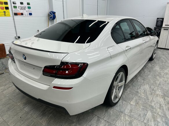 2016 BMW 5 серии 520d VI (F10/F11/F07) Рестайлинг, белый, 2100000 рублей - вид 3