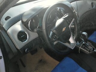 2013 Chevrolet Cruze I Рестайлинг, белый, 800000 рублей, вид 5