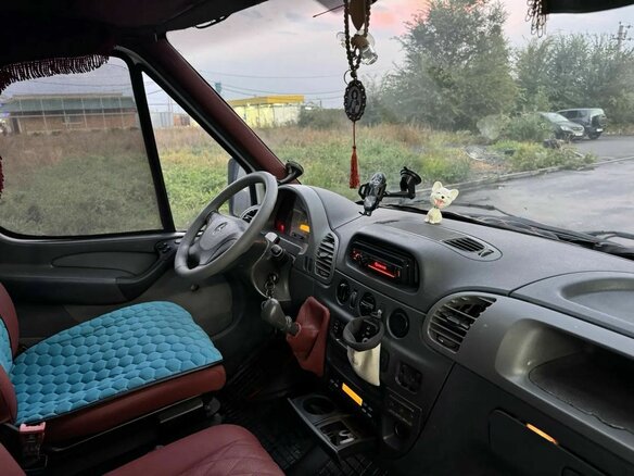 2005 Mercedes-Benz Sprinter, белый, 1579000 рублей - вид 12