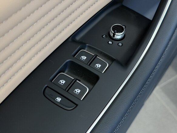 2025 Hongqi HS5 I Рестайлинг, чёрный, 4699000 рублей - вид 25