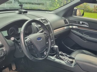 2018 Ford Explorer V Рестайлинг 2, чёрный, 3200000 рублей, вид 5