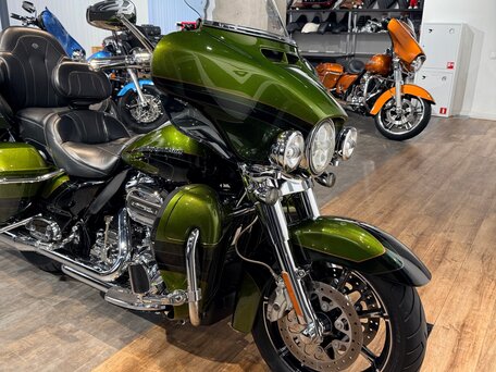 2017 Harley-Davidson CVO Limited, зелёный, 2299000 рублей, вид 5