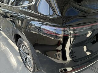 2026 Geely EX5 Гибрид EM-R, чёрный, 3829990 рублей, вид 4