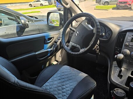 2012 Hyundai H-1 II, чёрный, 1499999 рублей, вид 5
