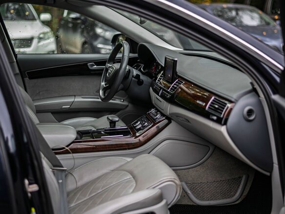 2013 Audi A8 III (D4) Рестайлинг, синий, 2199000 рублей - вид 20
