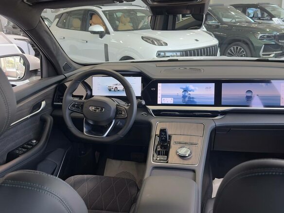 2026 Geely Monjaro I, белый, 4954990 рублей - вид 6