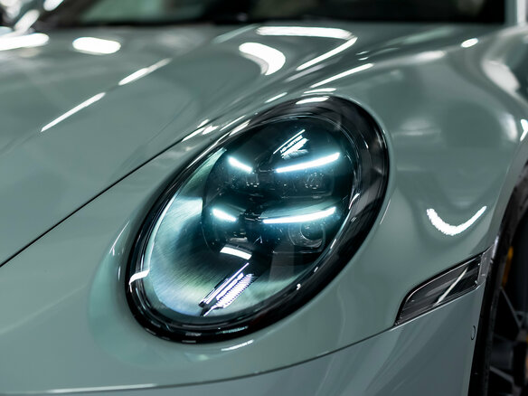 2026 Porsche 911 Carrera 4 GTS VIII (992) Рестайлинг, зелёный, 29000000 рублей - вид 8