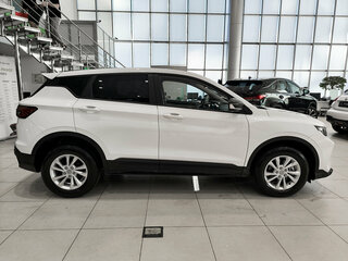 2025 Geely Coolray (Binyue L) I Рестайлинг 2, белый, 1750000 рублей, вид 4