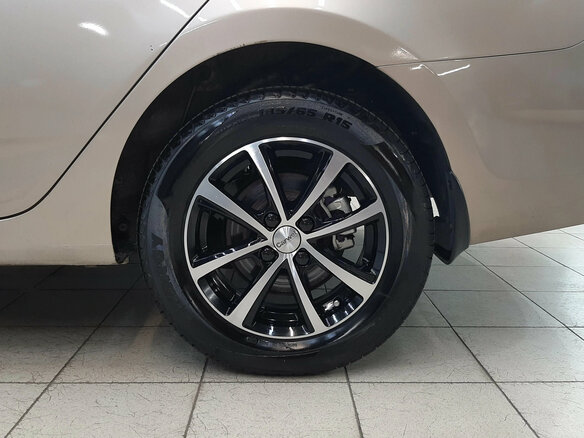 2011 Hyundai Solaris I, бежевый, 659000 рублей - вид 12