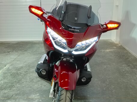 2019 Honda GL 1800 Gold Wing, красный, 2199000 рублей, вид 5