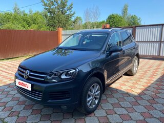 2013 Volkswagen Touareg II, серый, 1800000 рублей, вид 3
