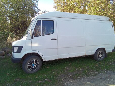 1987 Mercedes-Benz T1, белый, 320000 рублей, вид 2
