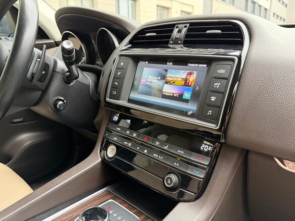 2017 Jaguar F-Pace I, серебристый - вид 7