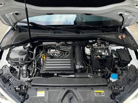 2024 Audi A3 Sportback 35 TFSI IV (8Y), белый, 1750000 рублей - вид 22