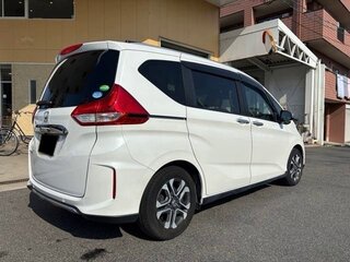 2022 Honda Freed II Рестайлинг, белый, 1236000 рублей, вид 5