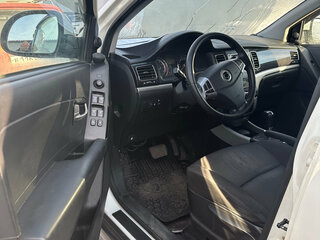 2012 SsangYong Actyon II, белый, 881000 рублей, вид 5