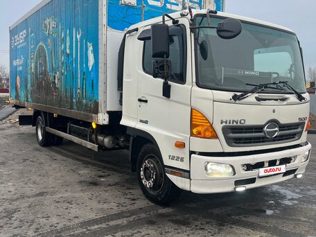 2017 Hino Series 500 (Ranger), белый, 2600000 рублей, вид 3